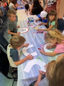 On June 10th, Jennifer Hanson with Smoky Hills PBS brought the fun to the library with her craft and story time!