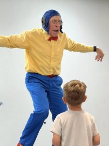 What a riot! On June 17th Richard Renner had kids and adults both cracking up with his hilarious antics! We were so happy to have you here!